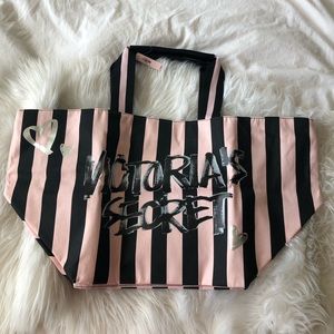 NWT Victoria’s Secret Weekender Bag